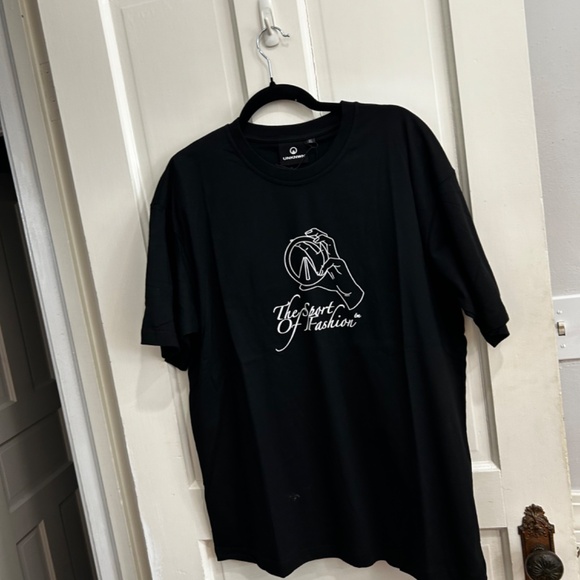 NWT - UNKWN Graphic Tee - Picture 3 of 3